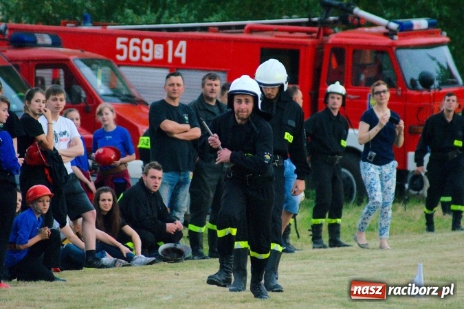Zdjęcie w galerii na portalu naszraciborz.pl: Ochotnicy z Turza zdominowali turniej strażacki w Budziskach wiadomości z regionu