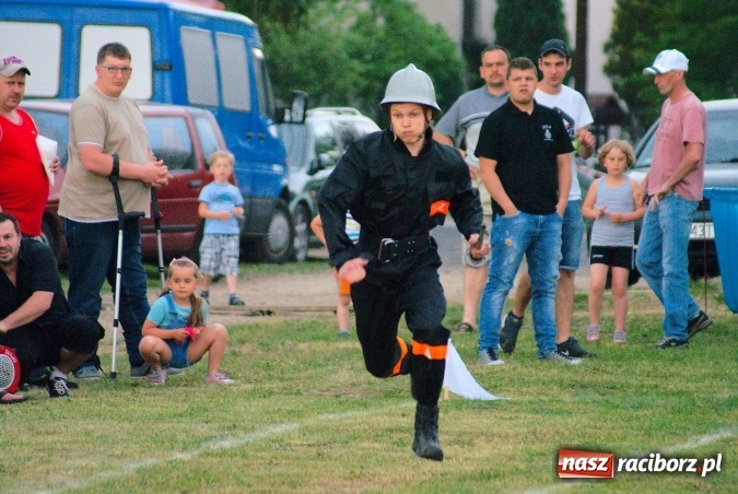 Zdjęcie w galerii na portalu naszraciborz.pl: Ochotnicy z Turza zdominowali turniej strażacki w Budziskach wiadomości z regionu