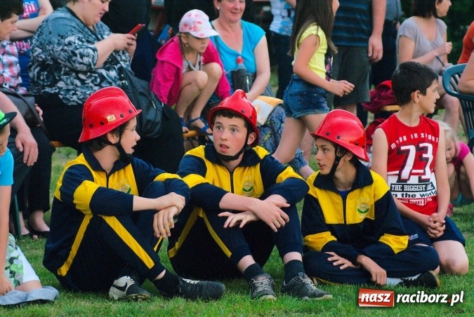 Zdjęcie w galerii na portalu naszraciborz.pl: Ochotnicy z Turza zdominowali turniej strażacki w Budziskach wiadomości z regionu