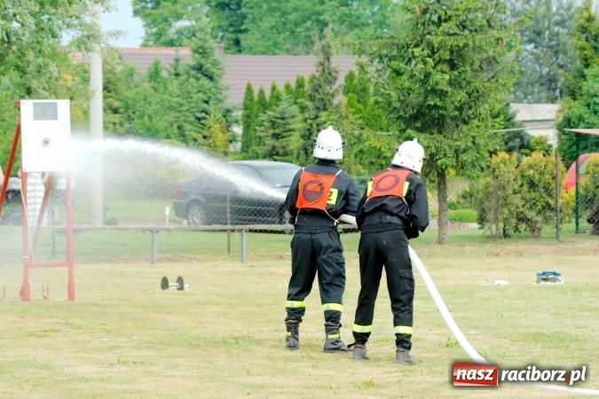 Zdjęcie w galerii na portalu naszraciborz.pl: Ochotnicy z Turza zdominowali turniej strażacki w Budziskach wiadomości z regionu