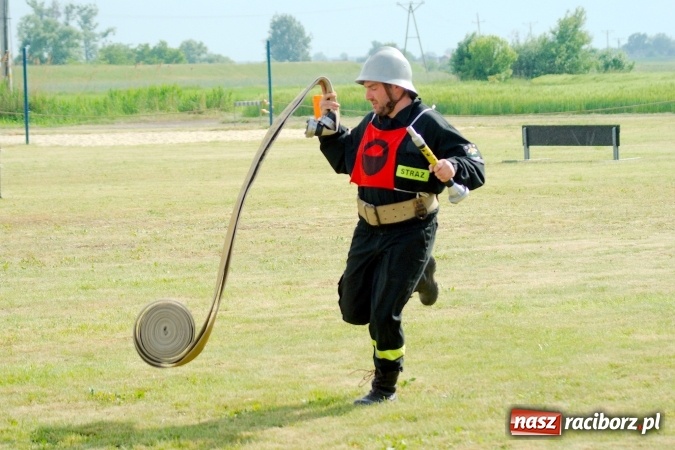 Zdjęcie w galerii na portalu naszraciborz.pl: Ochotnicy z Turza zdominowali turniej strażacki w Budziskach wiadomości z regionu