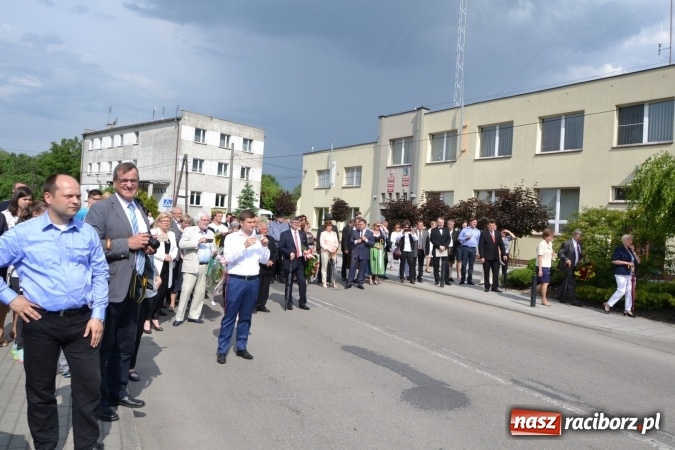 Zdjęcie w galerii na portalu naszraciborz.pl: Parada marszowa i koncert z muzyką filmową i rockową w parku przy pałacu Lichnowskich wiadomości z regionu