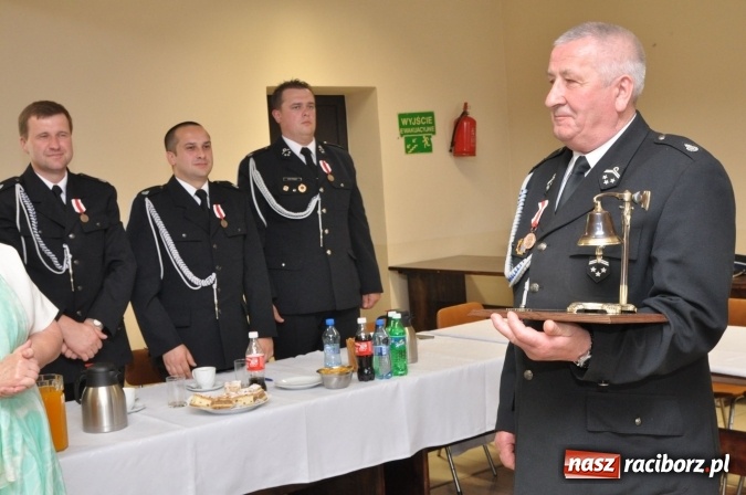 Zdjęcie w galerii na portalu naszraciborz.pl: XI Zjazd Oddziału Gminnego Związku Ochotniczych Straży Pożarnych Rzeczpospolitej Polskiej w Nędzy wiadomości z regionu