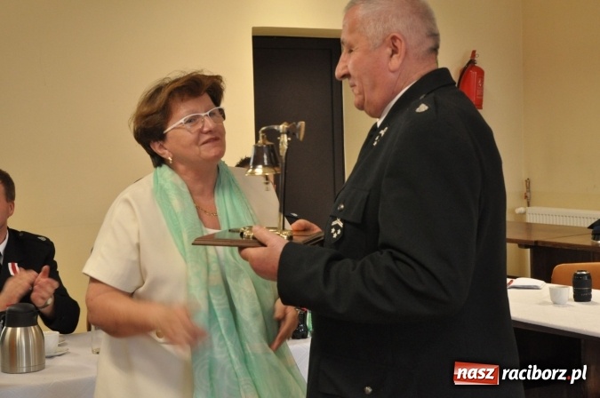Zdjęcie w galerii na portalu naszraciborz.pl: XI Zjazd Oddziału Gminnego Związku Ochotniczych Straży Pożarnych Rzeczpospolitej Polskiej w Nędzy wiadomości z regionu