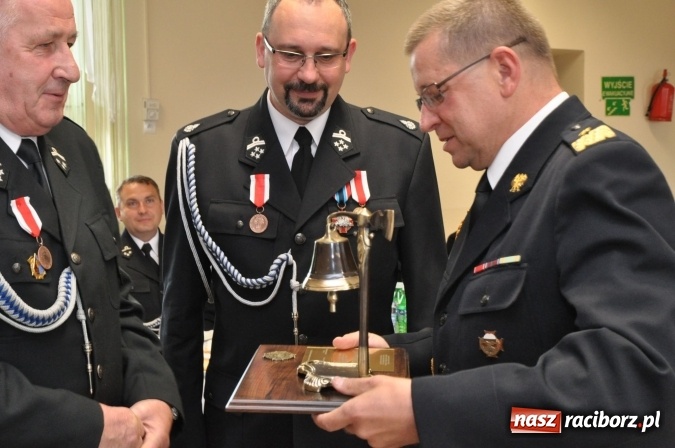 Zdjęcie w galerii na portalu naszraciborz.pl: XI Zjazd Oddziału Gminnego Związku Ochotniczych Straży Pożarnych Rzeczpospolitej Polskiej w Nędzy wiadomości z regionu