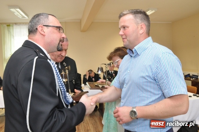 Zdjęcie w galerii na portalu naszraciborz.pl: XI Zjazd Oddziału Gminnego Związku Ochotniczych Straży Pożarnych Rzeczpospolitej Polskiej w Nędzy wiadomości z regionu
