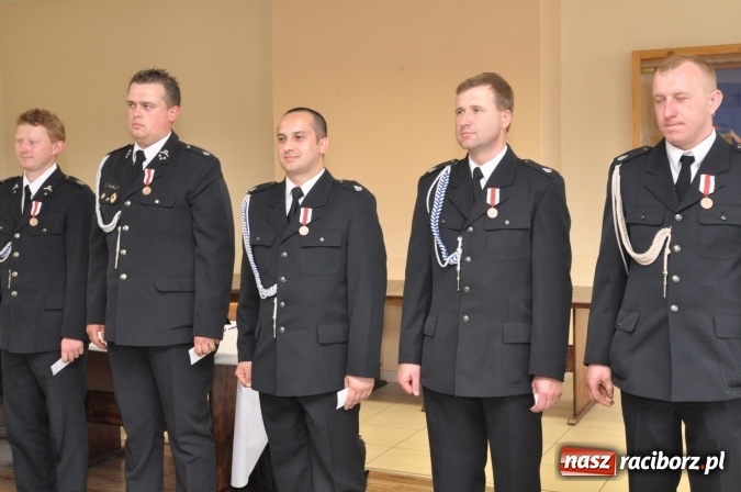 Zdjęcie w galerii na portalu naszraciborz.pl: XI Zjazd Oddziału Gminnego Związku Ochotniczych Straży Pożarnych Rzeczpospolitej Polskiej w Nędzy wiadomości z regionu