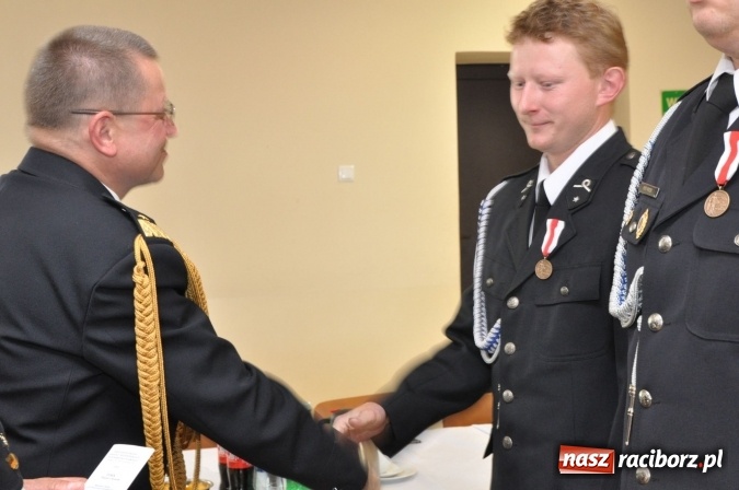 Zdjęcie w galerii na portalu naszraciborz.pl: XI Zjazd Oddziału Gminnego Związku Ochotniczych Straży Pożarnych Rzeczpospolitej Polskiej w Nędzy wiadomości z regionu
