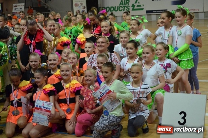 Zdjęcie w galerii na portalu naszraciborz.pl: Mażoretki z Zawady Ks. mają mistrza Polski! wiadomości z regionu
