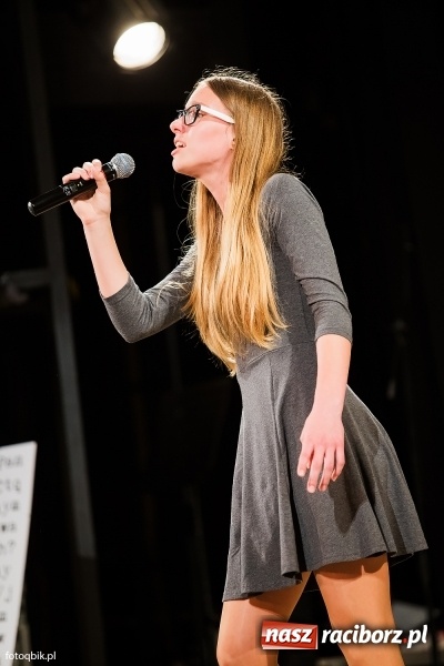 Zdjęcie w galerii na portalu naszraciborz.pl: Victorie 2016 przyznane. Uroczysta Gala Gimnazjum nr 1 w Strzesze wiadomości z regionu