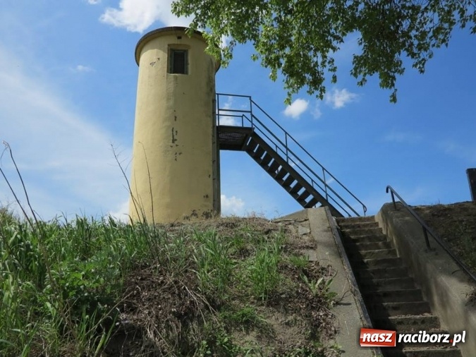 Zdjęcie w galerii na portalu naszraciborz.pl: Zbadano koryto rzeczne od Raciborza do Łubowic. Popłynie tędy tramwaj wodny wiadomości z regionu