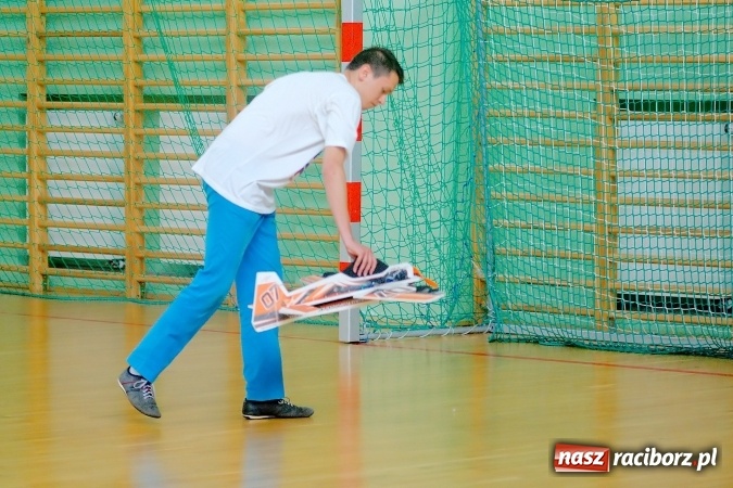 Zdjęcie w galerii na portalu naszraciborz.pl: XII Zawody Szybowców Styropianowych o Puchar Prezydenta za nami wiadomości z regionu