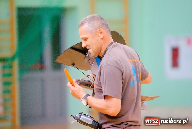 Zdjęcie w galerii na portalu naszraciborz.pl: XII Zawody Szybowców Styropianowych o Puchar Prezydenta za nami wiadomości z regionu