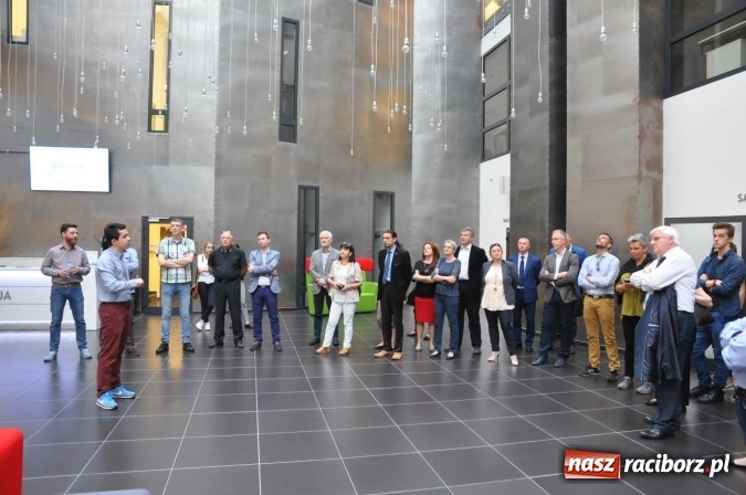Zdjęcie w galerii na portalu naszraciborz.pl: Raciborzanie w Małopolskim Parku Technologii Informacyjnych. Ratusz zorganizował wizytę studyjną wiadomości z regionu