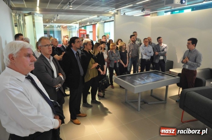 Zdjęcie w galerii na portalu naszraciborz.pl: Raciborzanie w Małopolskim Parku Technologii Informacyjnych. Ratusz zorganizował wizytę studyjną wiadomości z regionu