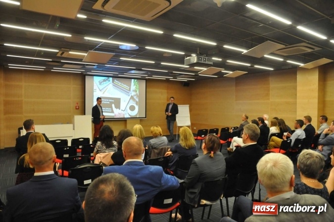 Zdjęcie w galerii na portalu naszraciborz.pl: Raciborzanie w Małopolskim Parku Technologii Informacyjnych. Ratusz zorganizował wizytę studyjną wiadomości z regionu