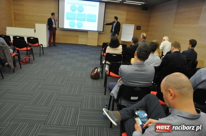 Zdjęcie w galerii na portalu naszraciborz.pl: Raciborzanie w Małopolskim Parku Technologii Informacyjnych. Ratusz zorganizował wizytę studyjną wiadomości z regionu