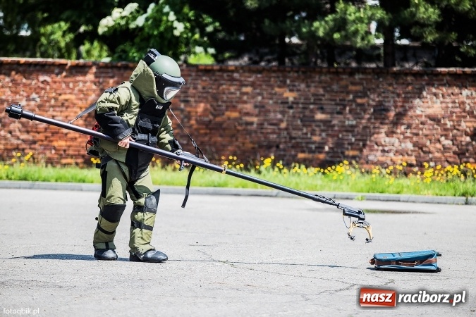 Zdjęcie w galerii na portalu naszraciborz.pl: Straż Graniczna od kuchni, czyli Dzień Otwartych Koszar wiadomości z regionu