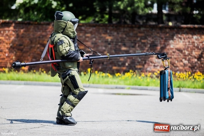 Zdjęcie w galerii na portalu naszraciborz.pl: Straż Graniczna od kuchni, czyli Dzień Otwartych Koszar wiadomości z regionu