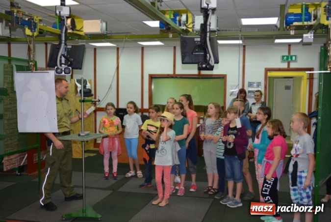 Zdjęcie w galerii na portalu naszraciborz.pl: Straż Graniczna od kuchni, czyli Dzień Otwartych Koszar wiadomości z regionu