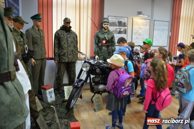 Zdjęcie w galerii na portalu naszraciborz.pl: Straż Graniczna od kuchni, czyli Dzień Otwartych Koszar wiadomości z regionu