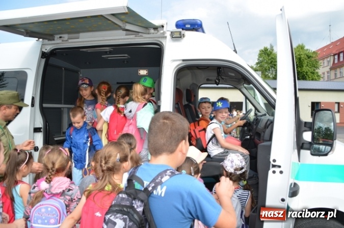 Zdjęcie w galerii na portalu naszraciborz.pl: Straż Graniczna od kuchni, czyli Dzień Otwartych Koszar wiadomości z regionu