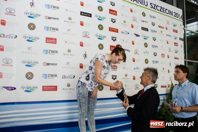 Zdjęcie w galerii na portalu naszraciborz.pl: Pływanie. Agnieszka Ostrowska z seniorskim brązem wiadomości z regionu