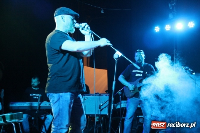 Zdjęcie w galerii na portalu naszraciborz.pl: Pozytywna energia i zalew talentów na jubileuszowym 30. Kowadle w Kuźni Raciborskiej  wiadomości z regionu