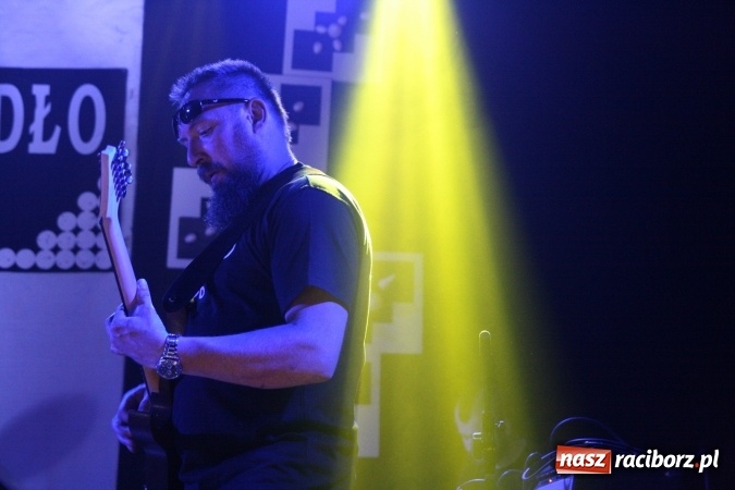 Zdjęcie w galerii na portalu naszraciborz.pl: Pozytywna energia i zalew talentów na jubileuszowym 30. Kowadle w Kuźni Raciborskiej  wiadomości z regionu