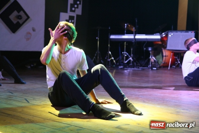 Zdjęcie w galerii na portalu naszraciborz.pl: Pozytywna energia i zalew talentów na jubileuszowym 30. Kowadle w Kuźni Raciborskiej  wiadomości z regionu