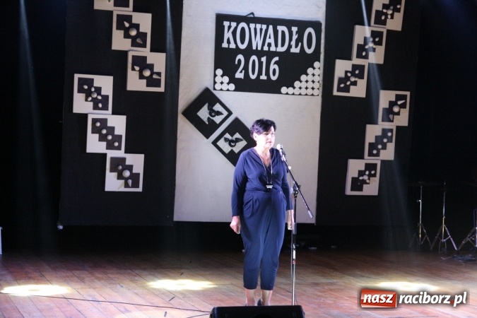 Zdjęcie w galerii na portalu naszraciborz.pl: Pozytywna energia i zalew talentów na jubileuszowym 30. Kowadle w Kuźni Raciborskiej  wiadomości z regionu