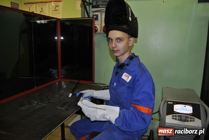 Zdjęcie w galerii na portalu naszraciborz.pl: Ośrodek Szkolenia Zawodowego Rafako otworzył się na nowych uczni&oacute;w wiadomości z regionu