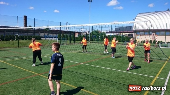 Zdjęcie w galerii na portalu naszraciborz.pl: Sportowy Dzień Dziecka w Pawłowie wiadomości z regionu