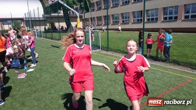 Zdjęcie w galerii na portalu naszraciborz.pl: Sportowy Dzień Dziecka w Pawłowie wiadomości z regionu