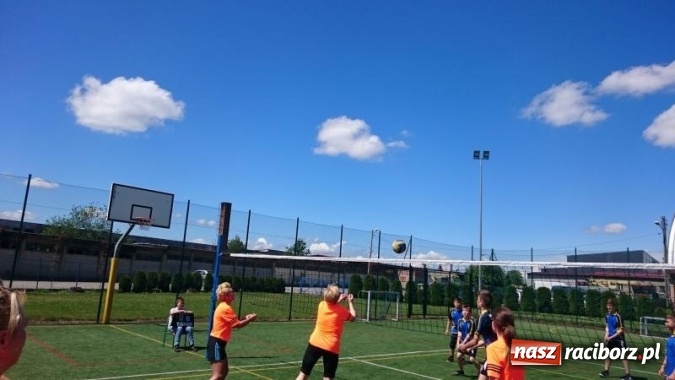 Zdjęcie w galerii na portalu naszraciborz.pl: Sportowy Dzień Dziecka w Pawłowie wiadomości z regionu