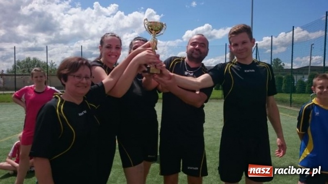 Zdjęcie w galerii na portalu naszraciborz.pl: Sportowy Dzień Dziecka w Pawłowie wiadomości z regionu