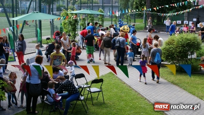 Zdjęcie w galerii na portalu naszraciborz.pl: Spędź Baśniowy Dzień Dziecka z biblioteką wiadomości z regionu