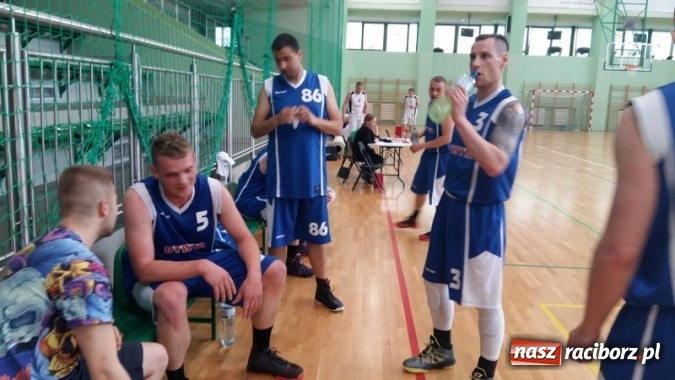 Zdjęcie w galerii na portalu naszraciborz.pl: Koszykówka. Niespodziewana porażka Dywyty  wiadomości z regionu