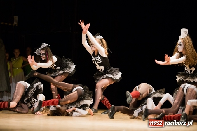 Zdjęcie w galerii na portalu naszraciborz.pl: Koncert laureat&oacute;w IX Powiatowego Festiwalu Tw&oacute;rczości Artystycznej wiadomości z regionu