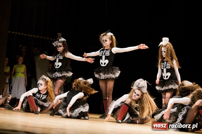 Zdjęcie w galerii na portalu naszraciborz.pl: Koncert laureat&oacute;w IX Powiatowego Festiwalu Tw&oacute;rczości Artystycznej wiadomości z regionu