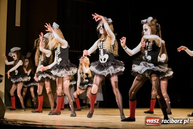 Zdjęcie w galerii na portalu naszraciborz.pl: Koncert laureat&oacute;w IX Powiatowego Festiwalu Tw&oacute;rczości Artystycznej wiadomości z regionu