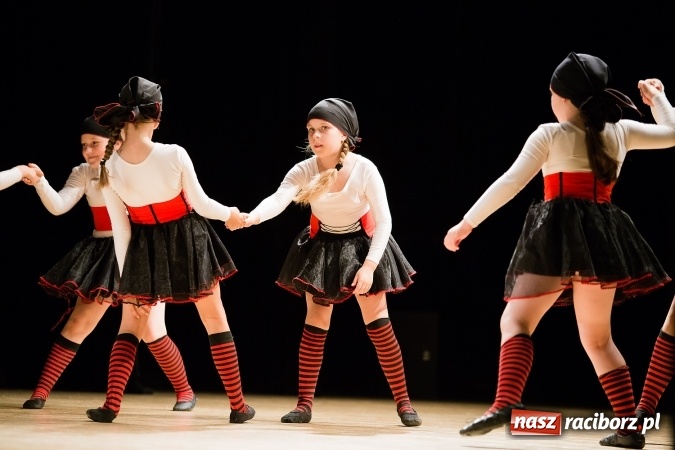 Zdjęcie w galerii na portalu naszraciborz.pl: Koncert laureat&oacute;w IX Powiatowego Festiwalu Tw&oacute;rczości Artystycznej wiadomości z regionu