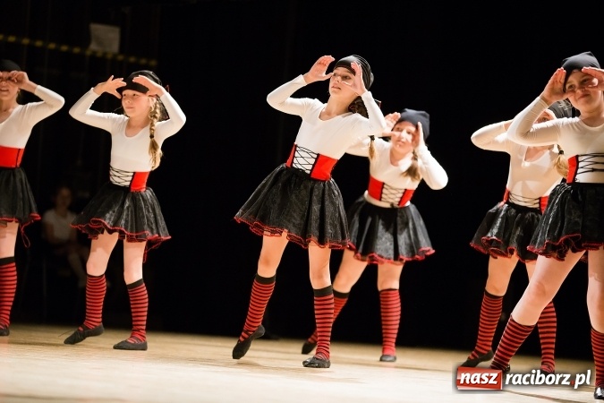 Zdjęcie w galerii na portalu naszraciborz.pl: Koncert laureat&oacute;w IX Powiatowego Festiwalu Tw&oacute;rczości Artystycznej wiadomości z regionu