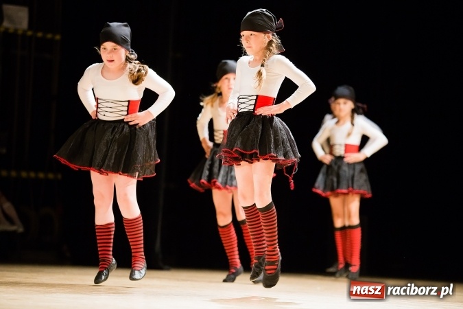 Zdjęcie w galerii na portalu naszraciborz.pl: Koncert laureat&oacute;w IX Powiatowego Festiwalu Tw&oacute;rczości Artystycznej wiadomości z regionu