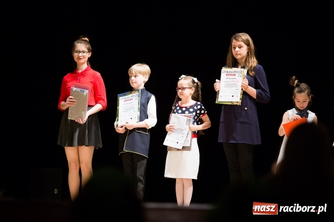 Zdjęcie w galerii na portalu naszraciborz.pl: Koncert laureat&oacute;w IX Powiatowego Festiwalu Tw&oacute;rczości Artystycznej wiadomości z regionu