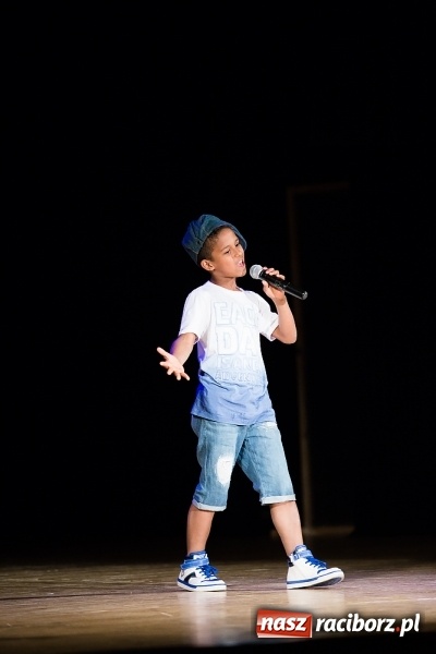 Zdjęcie w galerii na portalu naszraciborz.pl: Koncert laureat&oacute;w IX Powiatowego Festiwalu Tw&oacute;rczości Artystycznej wiadomości z regionu