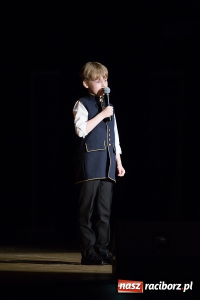 Zdjęcie w galerii na portalu naszraciborz.pl: Koncert laureat&oacute;w IX Powiatowego Festiwalu Tw&oacute;rczości Artystycznej wiadomości z regionu