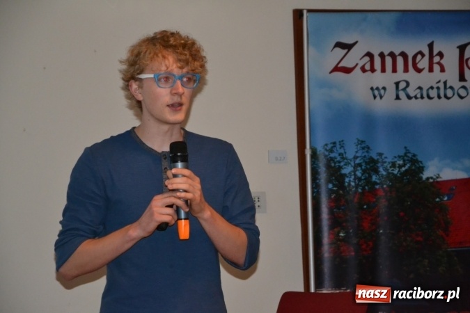 Zdjęcie w galerii na portalu naszraciborz.pl: DYPLOM 2016 - prezentacja prac dyplomowych Liceum Plastycznego na zamku wiadomości z regionu