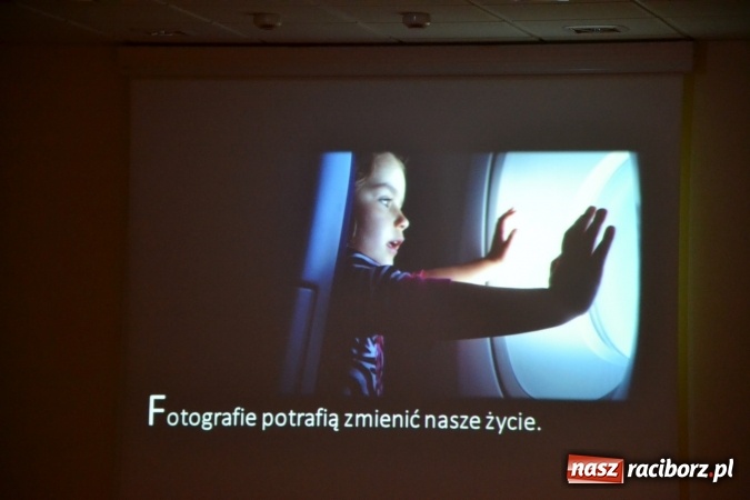 Zdjęcie w galerii na portalu naszraciborz.pl: DYPLOM 2016 - prezentacja prac dyplomowych Liceum Plastycznego na zamku wiadomości z regionu