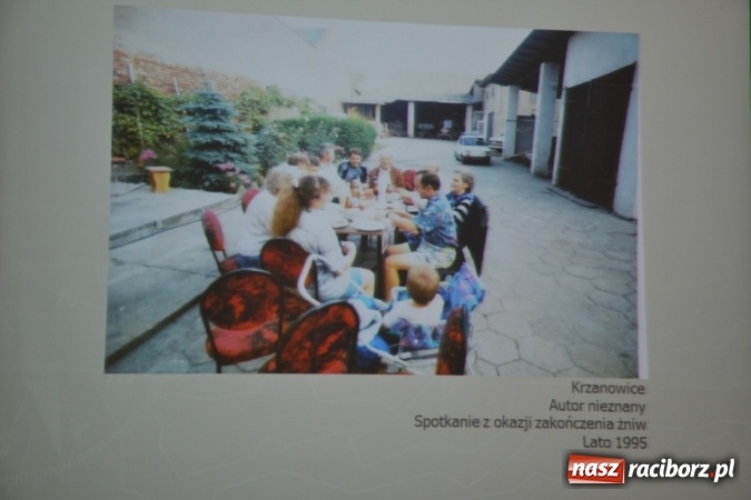 Zdjęcie w galerii na portalu naszraciborz.pl: DYPLOM 2016 - prezentacja prac dyplomowych Liceum Plastycznego na zamku wiadomości z regionu